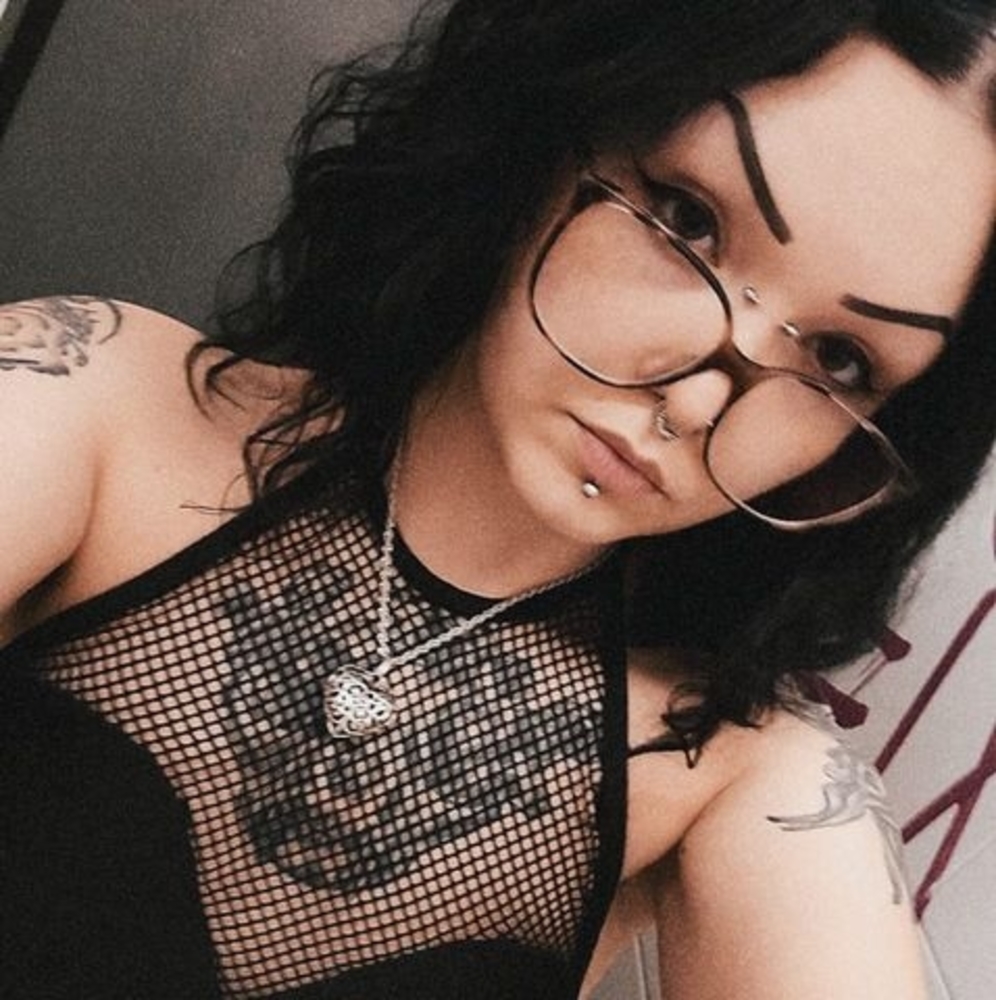 Meet your Posher, Savanna